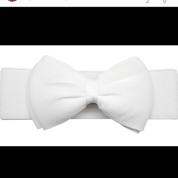 Accessories - Lux White Spade Belted Bow